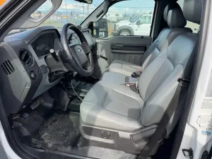 12 F550 Crew Truck 10