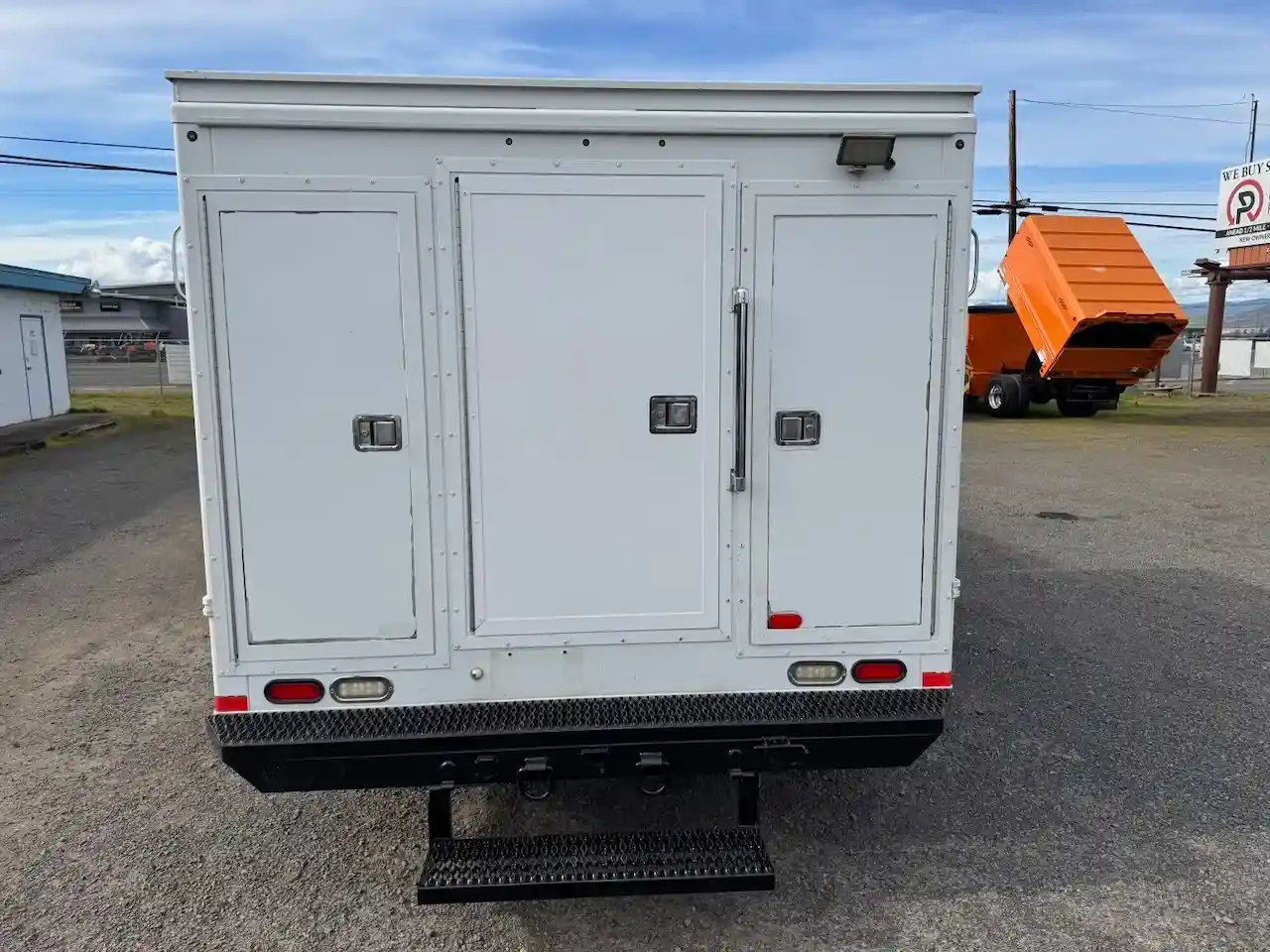 12 F550 Crew Truck 6