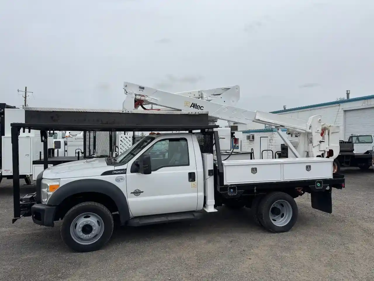 16 F550 FB 3